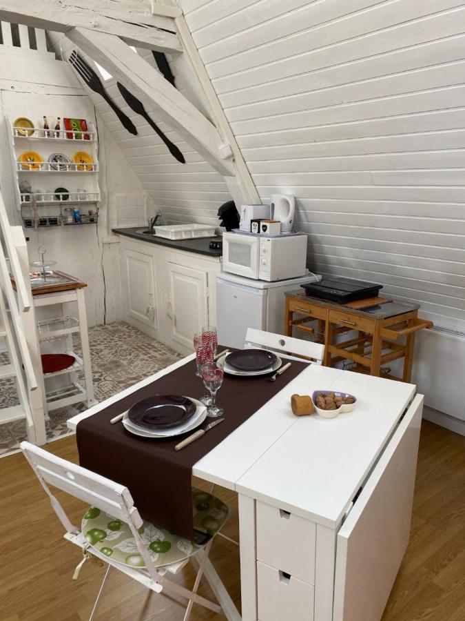 Loft De Lancelot City Center Sens Luaran gambar