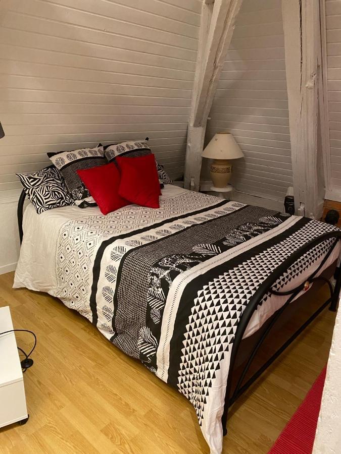 Loft De Lancelot City Center Sens Luaran gambar